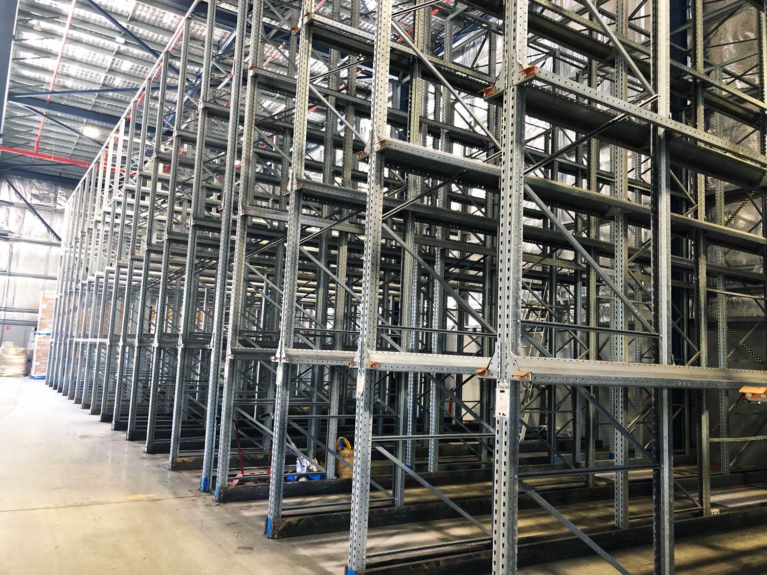drive-in-pallet-racking